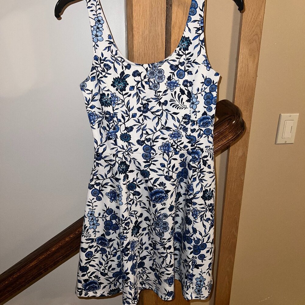 H&M Divided tank dress Sz 6